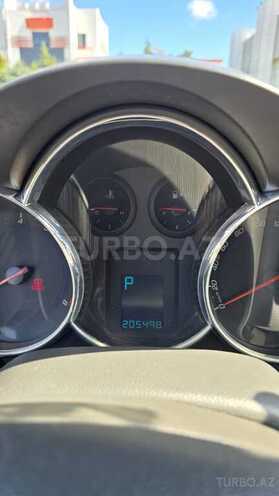 Chevrolet Cruze-8