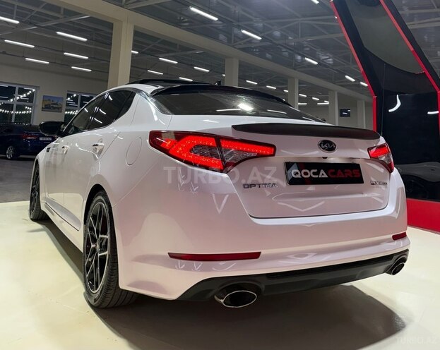 Kia Optima-12