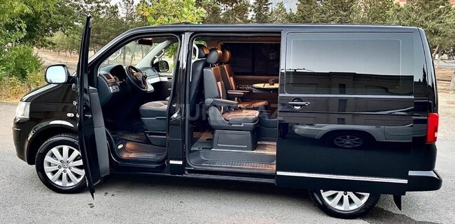 Volkswagen Multivan-2