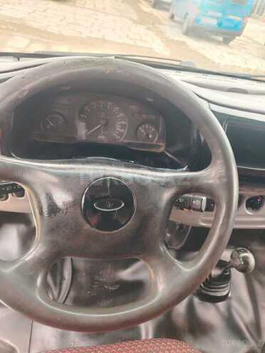 Ford Transit-8