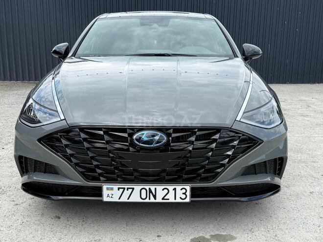 Hyundai Sonata-4