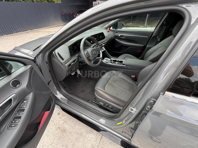 Hyundai Sonata-9