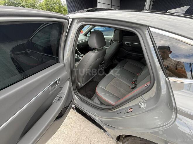 Hyundai Sonata-10