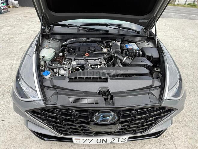 Hyundai Sonata-17
