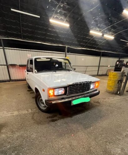 LADA (VAZ) 2107-5