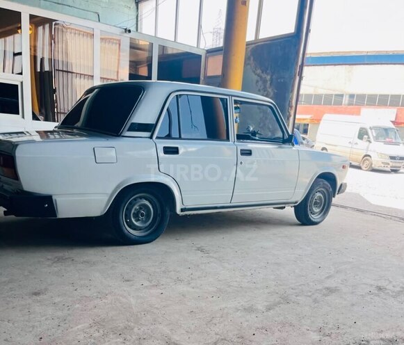 LADA (VAZ) 2107-12