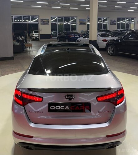 Kia Optima-13