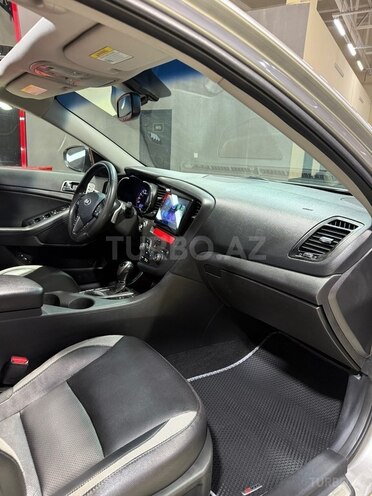 Kia Optima-17