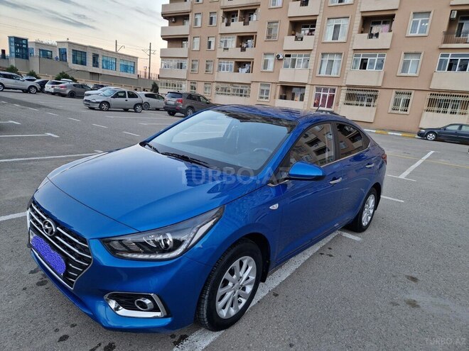 Hyundai Accent-10