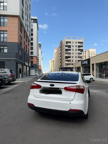 Kia Forte-2