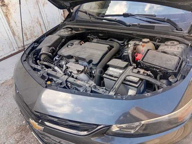 Chevrolet Malibu-5