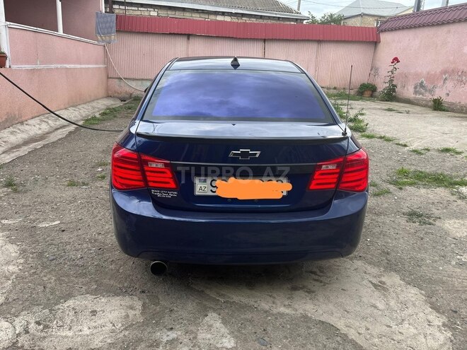 Chevrolet Cruze-2