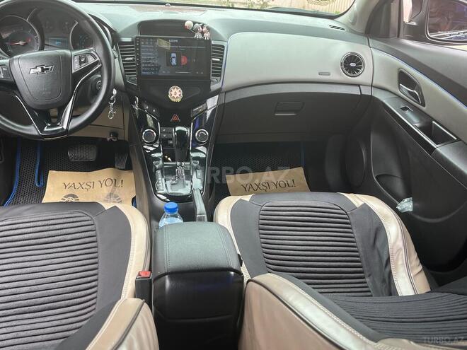 Chevrolet Cruze-8