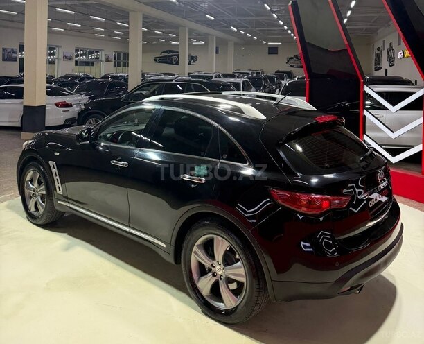 Infiniti FX35-9