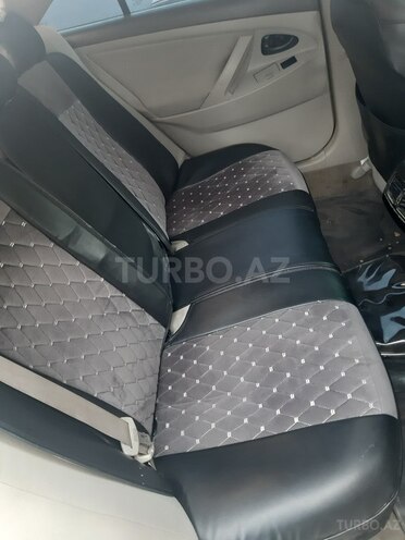 Toyota Camry-6