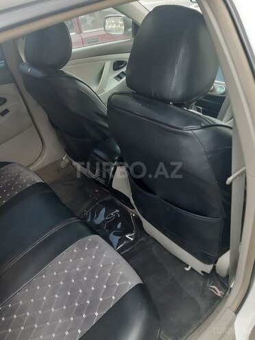 Toyota Camry-5