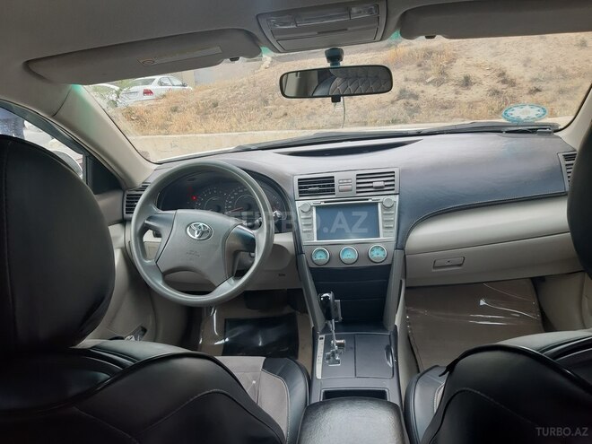 Toyota Camry-4