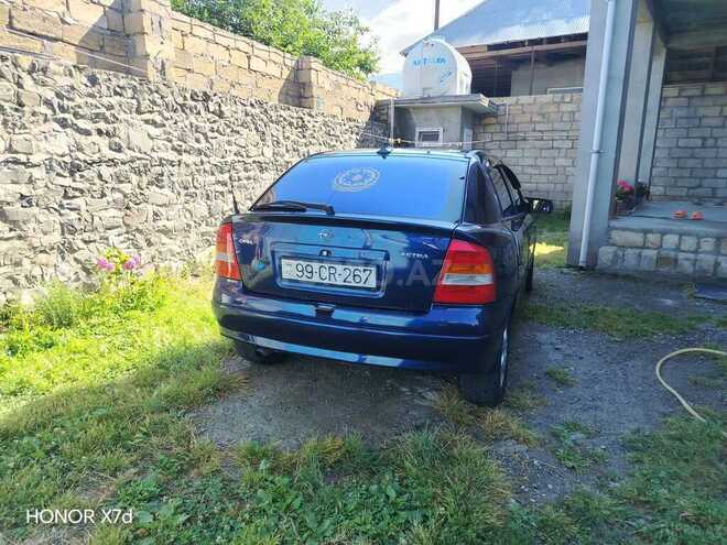 Opel Astra-2