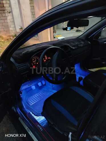 Opel Astra-7