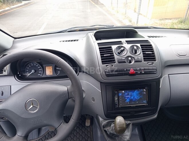 Mercedes Vito-8