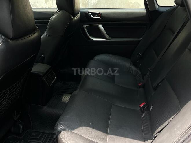 Subaru Legacy-8