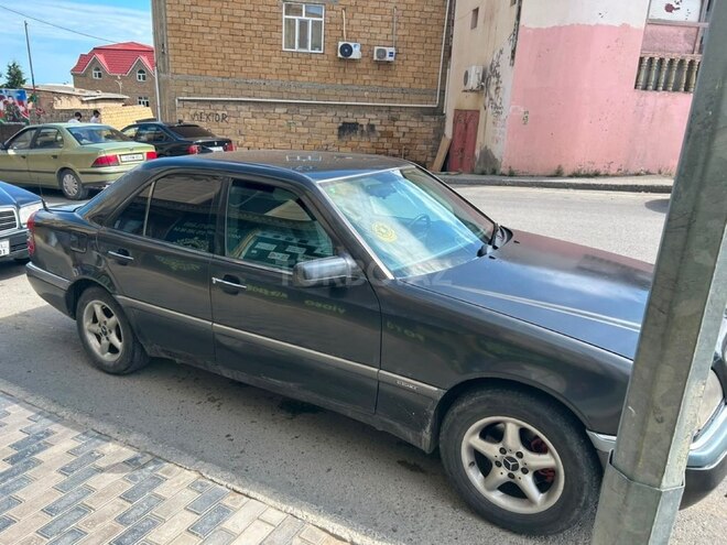 Mercedes C 180-8