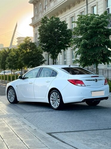 Opel Insignia OPC-10