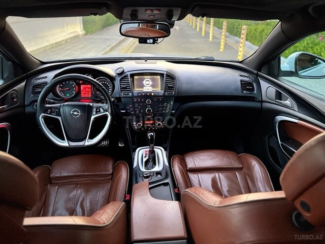 Opel Insignia OPC-11