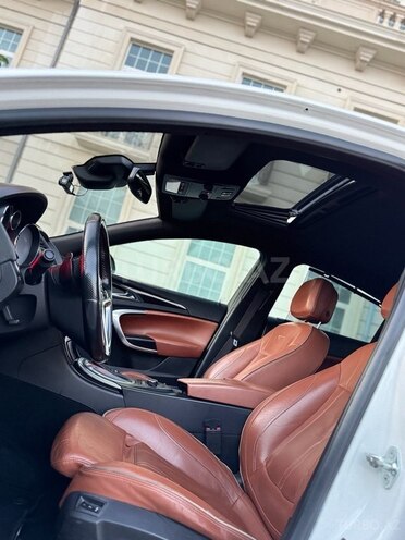 Opel Insignia OPC-19