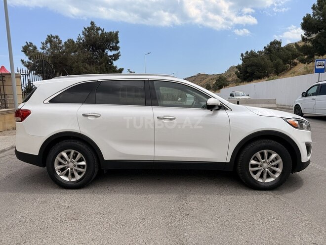 Kia Sorento-7