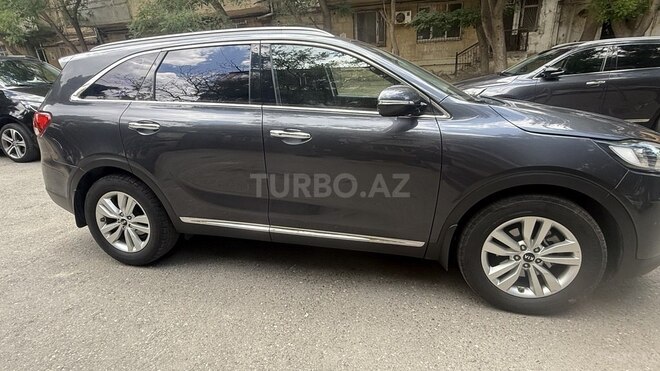 Kia Sorento-3
