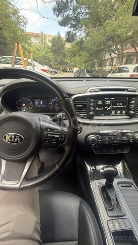 Kia Sorento-5