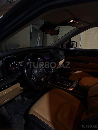 Kia Carnival-3