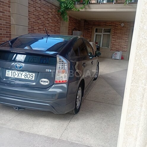 Toyota Prius-6