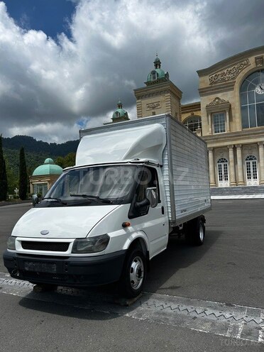 Ford Transit-2