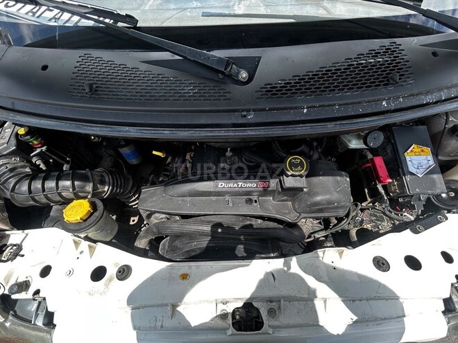 Ford Transit-14