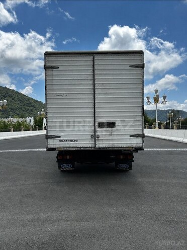Ford Transit-3