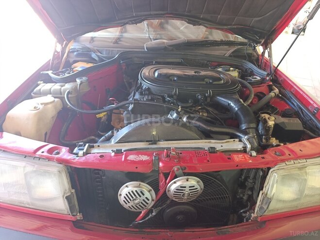 Mercedes 190-16