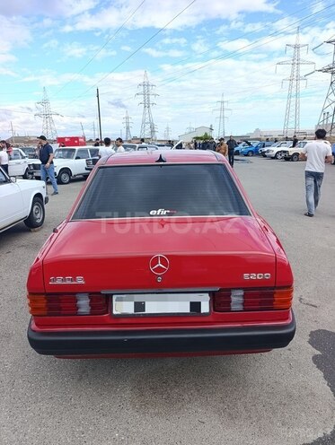 Mercedes 190-6