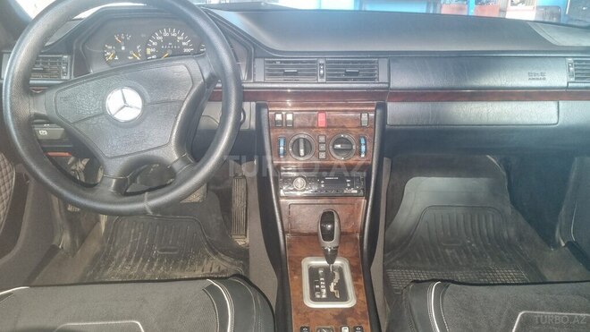Mercedes E 200-14
