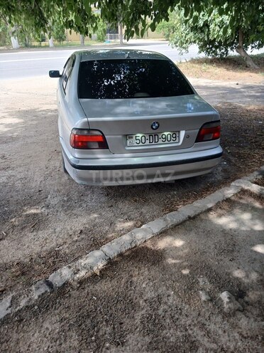 BMW 523-3
