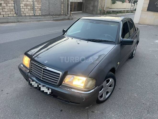 Mercedes C 200-2