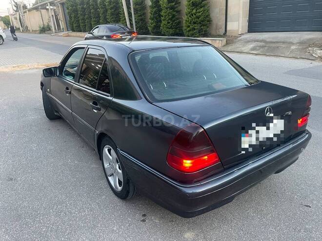 Mercedes C 200-4