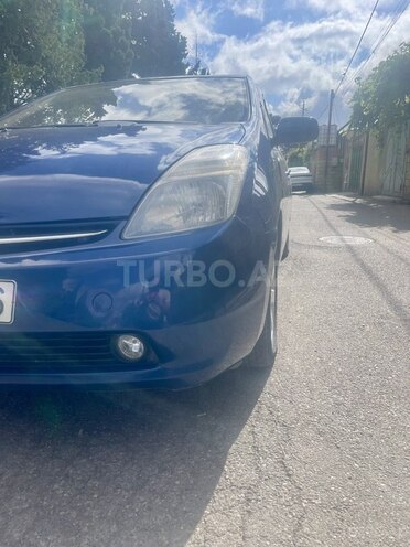 Toyota Prius-7