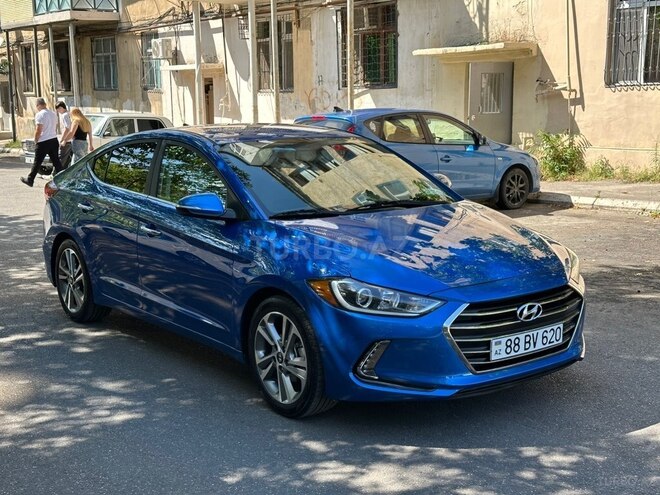 Hyundai Elantra-5