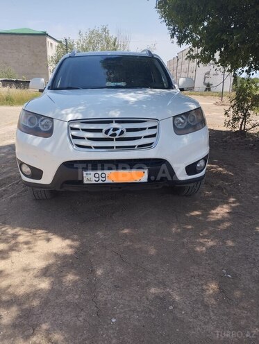 Hyundai Santa Fe-1