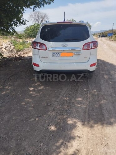 Hyundai Santa Fe-2