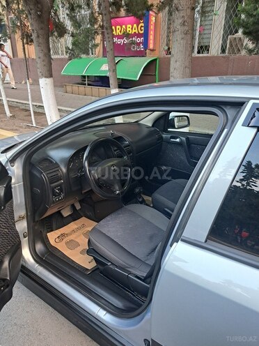 Opel Astra-9