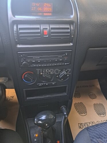 Opel Astra-14