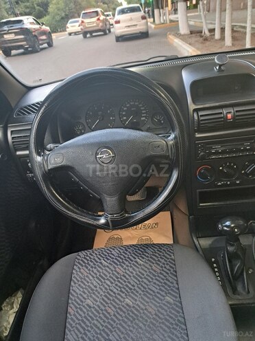 Opel Astra-13